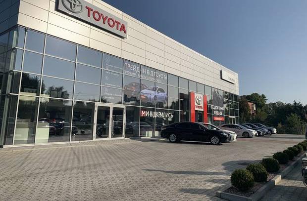 Автосалон Тойота Центр Житомир "Стар-Кар"