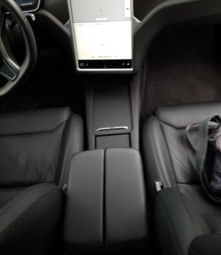 Tesla Model S 90D