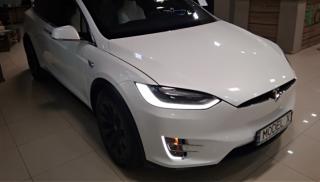 Tesla Model X 75D