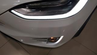 Tesla Model X 75D