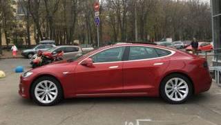 Tesla Model S 75 2016