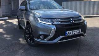 Mitsubishi Outlander PHEV 2.0L 2016