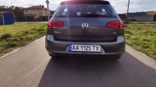 Volkswagen Golf VII
