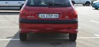 PEUGEOT 206