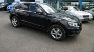 Продам Audi Q5. .