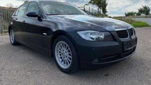 BMW 320i*LIMOUSINE