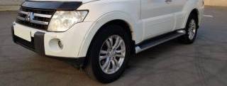 Продажа MITSUBISHI PAJERO WAGON 3.2 DI-D, 2011 г., 196000 км., белый,
