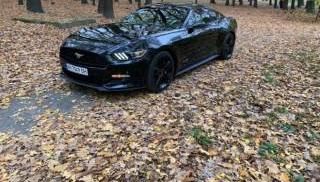 Ford Mustang Premium Performance