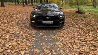 Ford Mustang Premium Performance