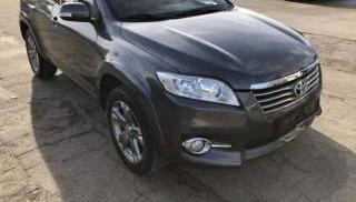 Toyota RAV4 внедорожник