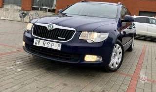 koda Superb
1.6