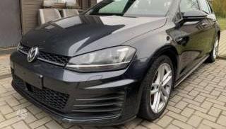 Volkswagen Golf
.