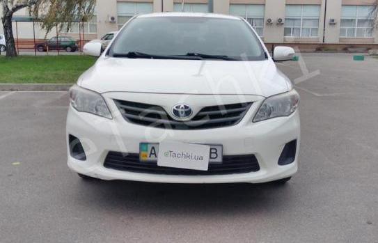 Toyota Corolla 2012г. 1.6 бензин - 7100 грн. в месяц в кредит