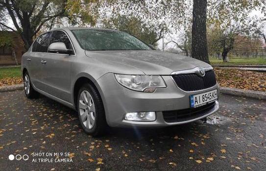 Skoda Superb 2011г. 1.6 дт - 8900 грн. в месяц в кредит