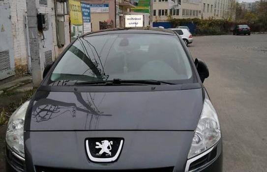 Peugeot 5008 2010г. 1.6 бензин - 7000 грн. в месяц в кредит