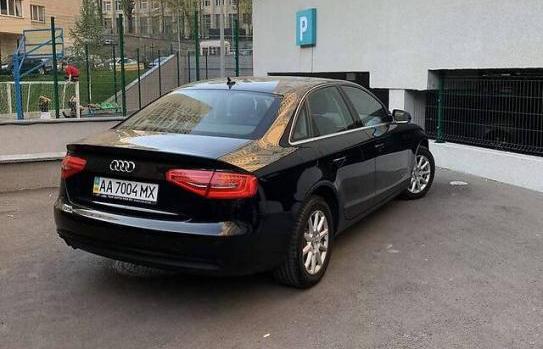 Audi A4 2013г. 1.8 бензин - 12400 грн. в месяц в кредит