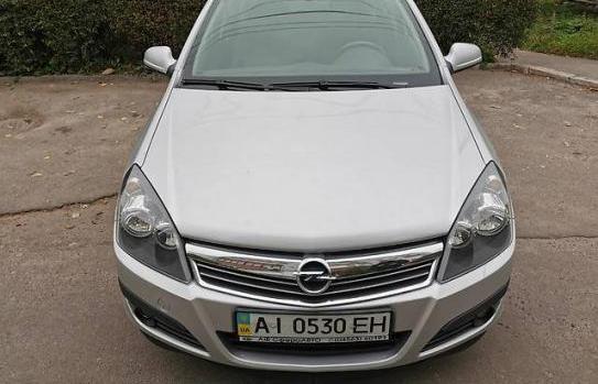 Opel Astra 2013г. 1.6 бензин - 6600 грн. в месяц в кредит