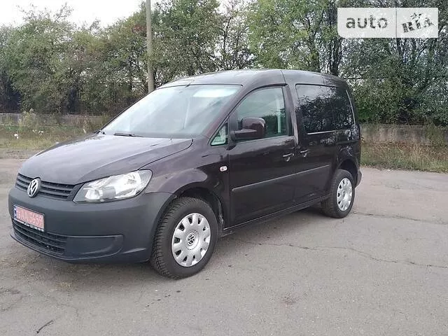 Volkswagen Caddy пасс., 2011 г.в.
