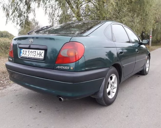 Toyota Avensis, 2000 г.в.