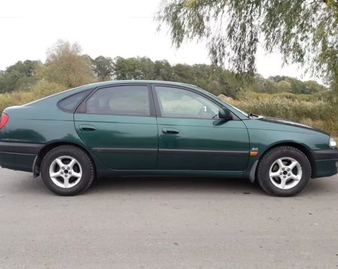 Toyota Avensis, 2000 г.в.