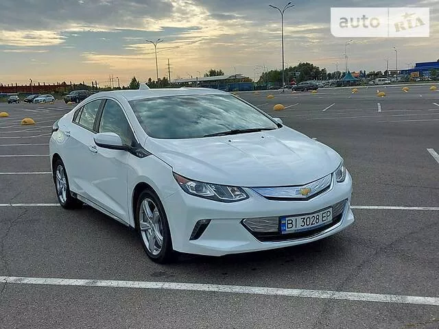 Chevrolet Volt, 2015 г.в.