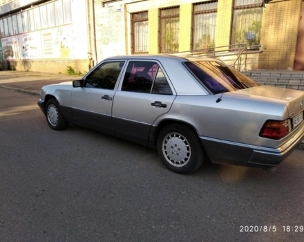 Mercedes-Benz 220, 1993 г.в.