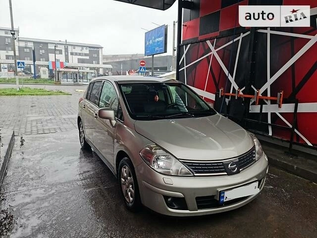 Nissan TIIDA, 2009 г.в.