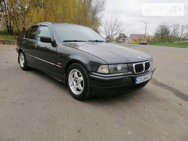 BMW 318, 1993 г.в.
