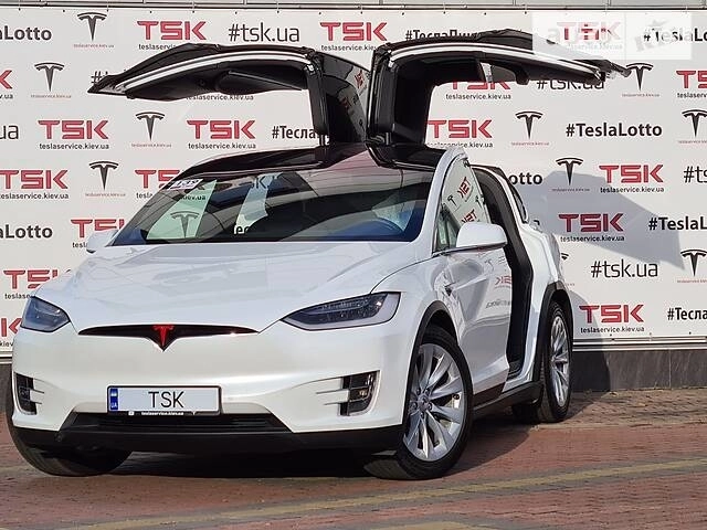 Tesla Model X, 2018 г.в.