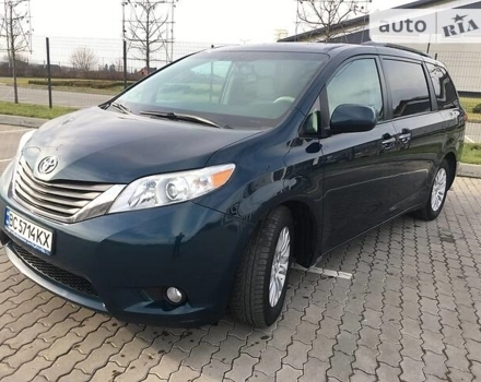 Toyota Sienna, 2012 г.в.