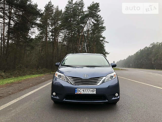 Toyota Sienna, 2014 г.в.