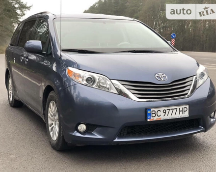 Toyota Sienna, 2014 г.в.