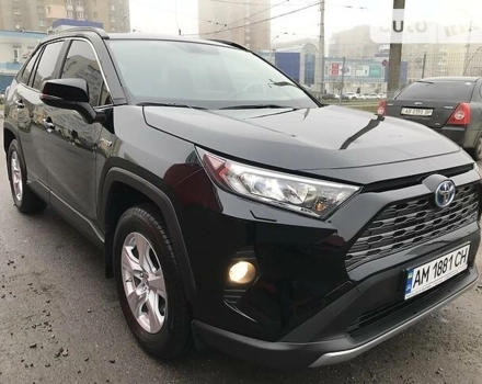 Toyota RAV4, 2019 г.в.