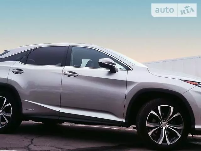 Lexus RX 450h, 2017 г.в.