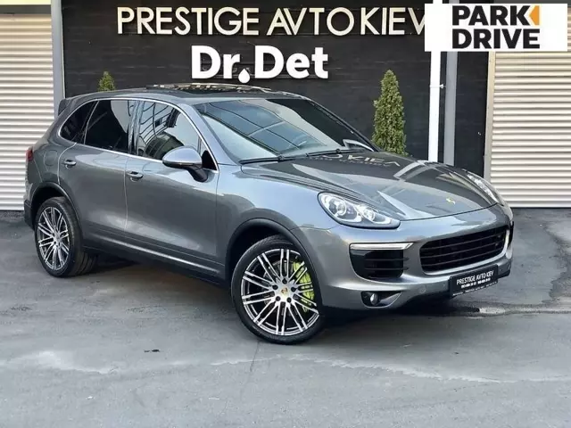 Porsche Cayenne, 2015 г.в.