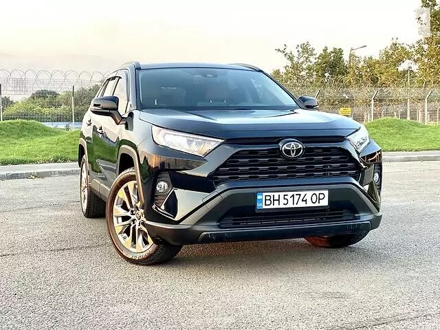 Toyota RAV4, 2019 г.в.