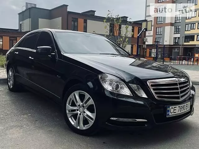 Mercedes-Benz E 200, 2012 г.в.