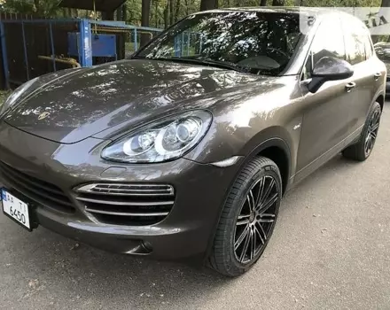 Porsche Cayenne, 2012 г.в.