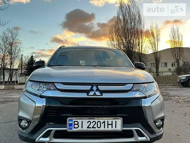 Mitsubishi Outlander, 2018 г.в.
