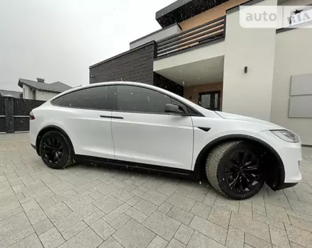 Tesla Model X, 2017 г.в.