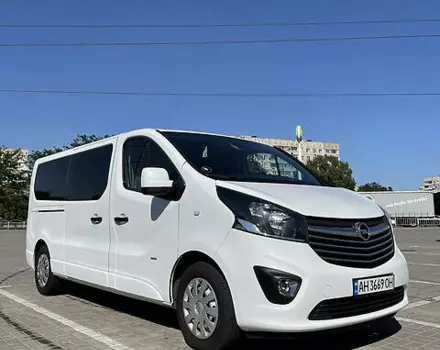 Opel Vivaro пасс., 2016 г.в.