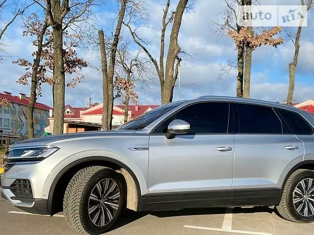 Volkswagen Touareg, 2019 г.в.