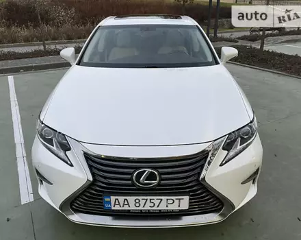 Lexus ES 250, 2016 г.в.