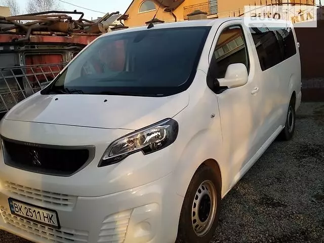 Peugeot Expert пасс., 2020 г.в.