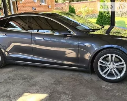 Tesla Model S, 2014 г.в.