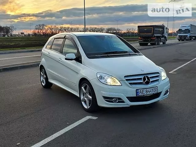 Mercedes-Benz B 200, 2010 г.в.
