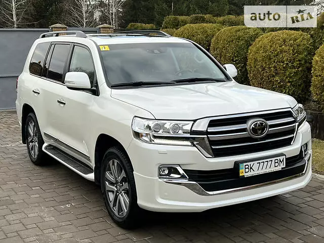 Toyota Land Cruiser 200, 2019 г.в.