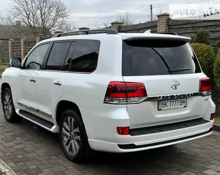 Toyota Land Cruiser 200, 2019 г.в.