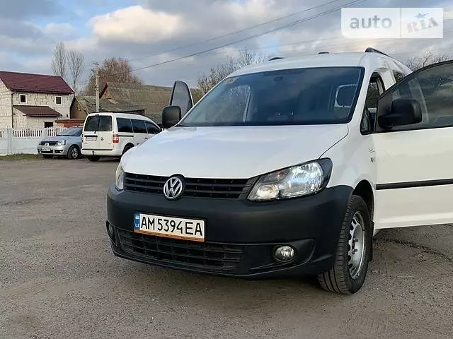 Volkswagen Caddy пасс., 2015 г.в.