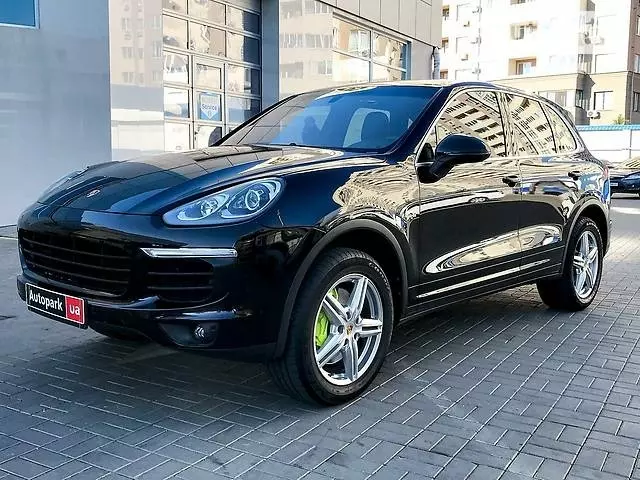 Porsche Cayenne, 2015 г.в.